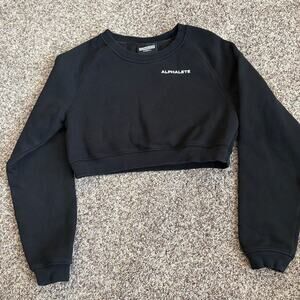 Alphalete Black Cropped Crewneck Sweatshirt Women’s XS — Gym Athleisure